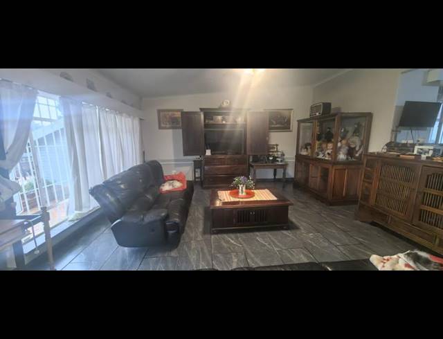 3 BEDROOM HOUSE FOR SALE IN WITPOORTJIE